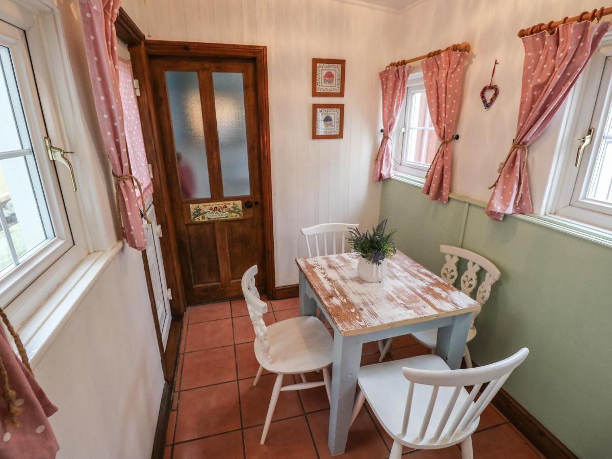 Wee Cot Villa Sandown Eksteriør bilde
